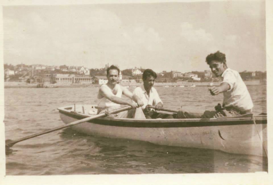 LA PLAYA Y SU MISTERIOSO EDIFICIO - 2 de julio de 2017