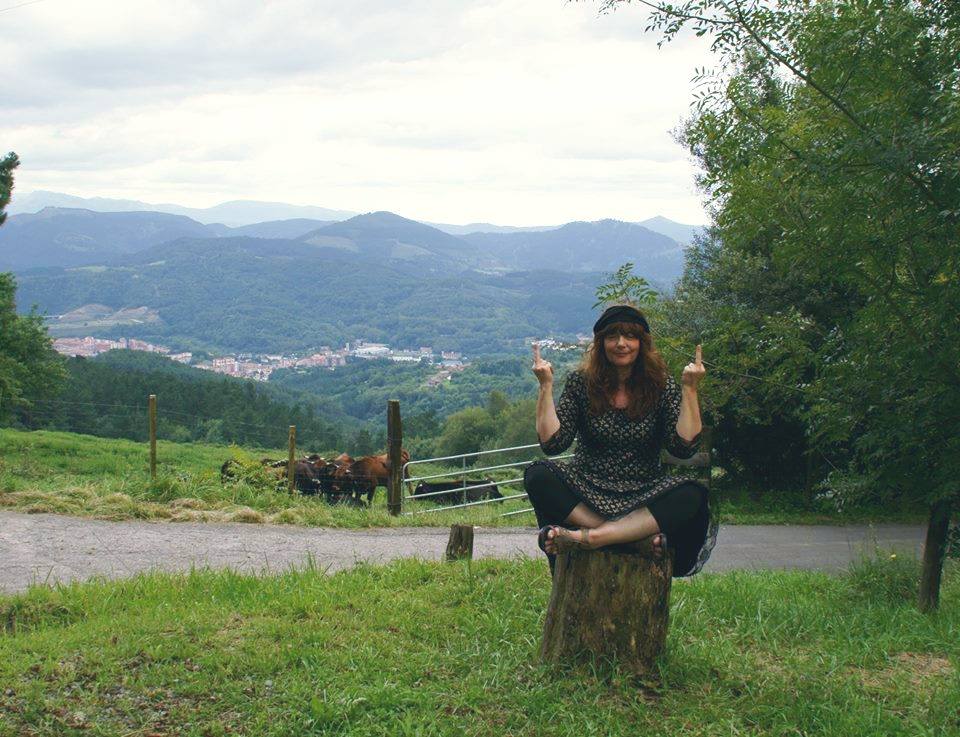 EL ENEMIGO COMÚN – Pensamientos para un buen fin de semana. Escrito por el Gurú Chena (alias Azucena