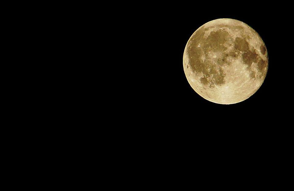 BAJO LA LUNA DE AMPUDIA - 13 de septiembre de 2017