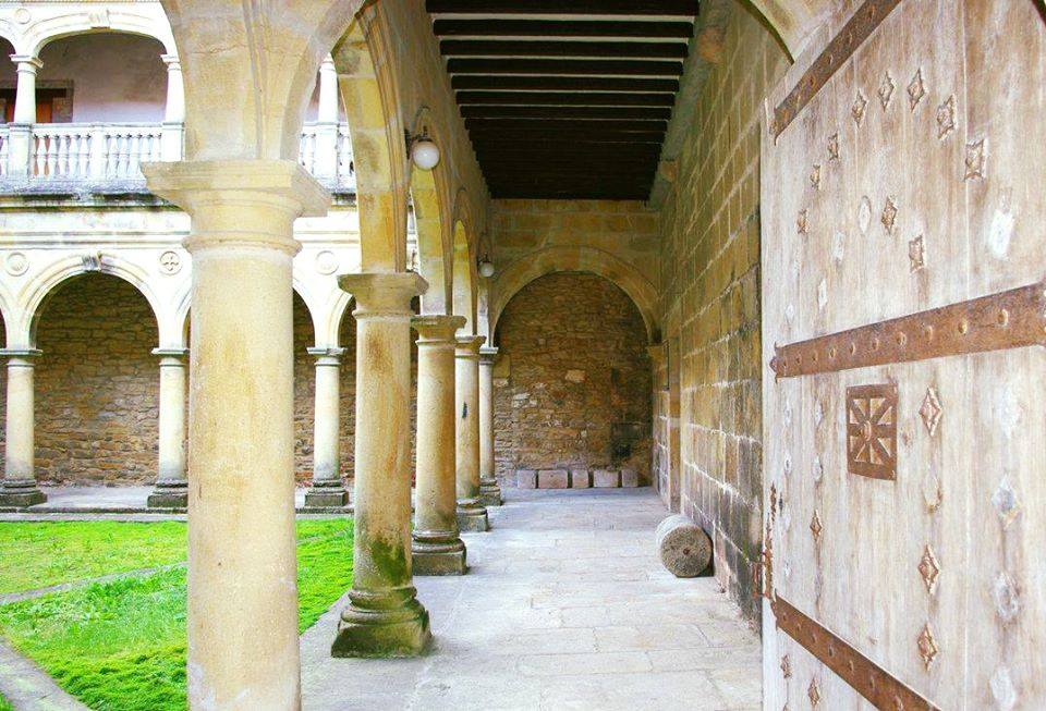 CLAUSTRO RENACENTISTA