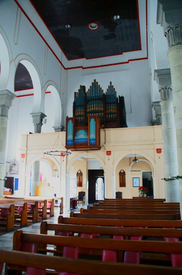 IGLESIA PARA LOS FIELES 