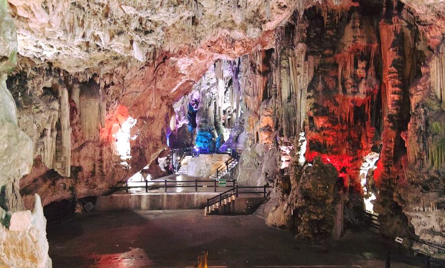 UN MUNDO ESCONDIDO EN SU INTERIOR POR DESCUBRIR