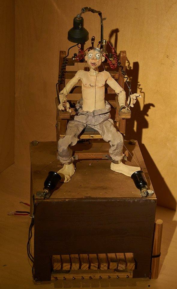 TITERE ELECTROCUTADO