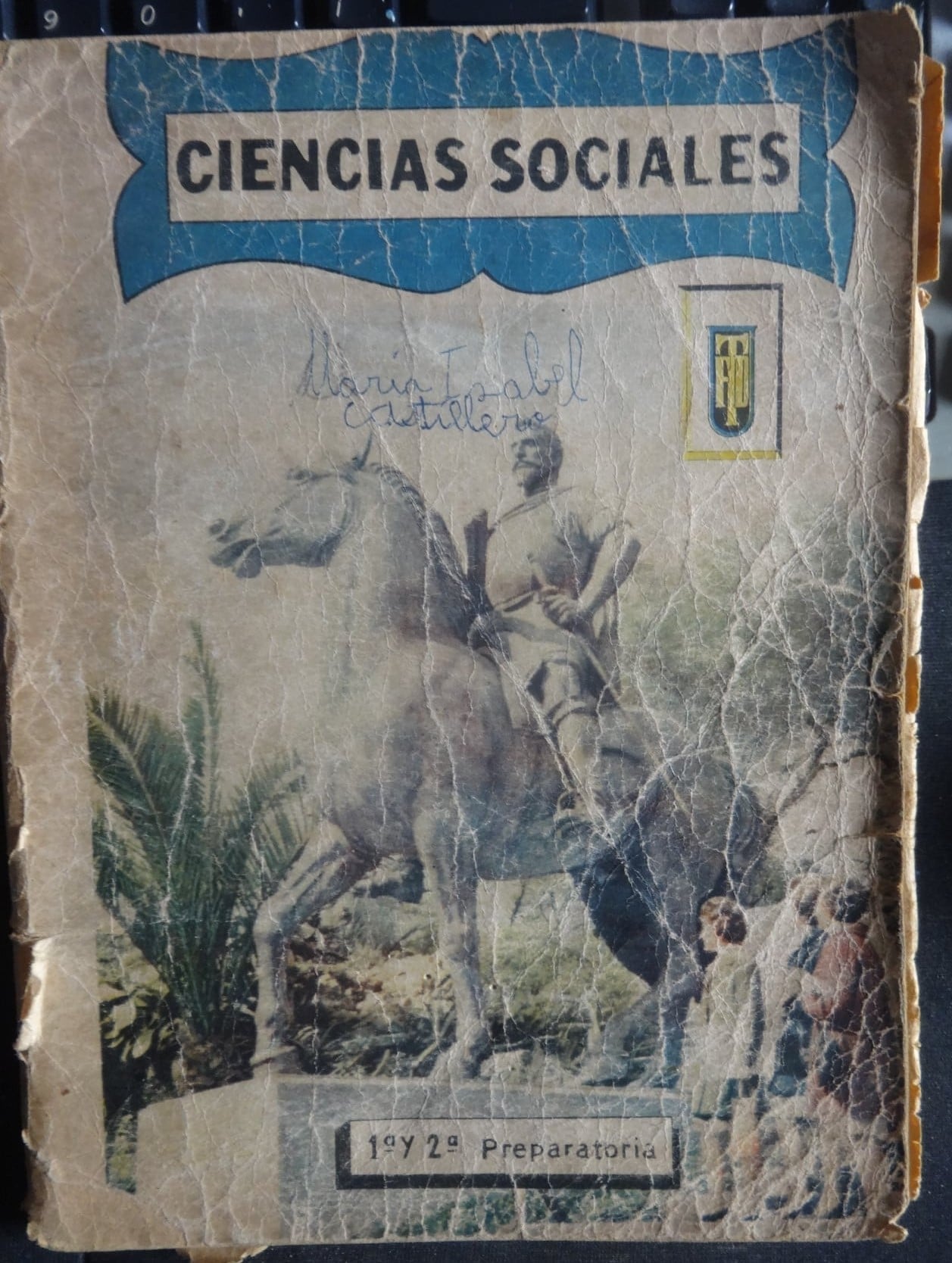 HOY EN EL TRASTERO ME ENCONTRÉ CON UN CACHITO DE MI INFANCIA 2 de abril 2021